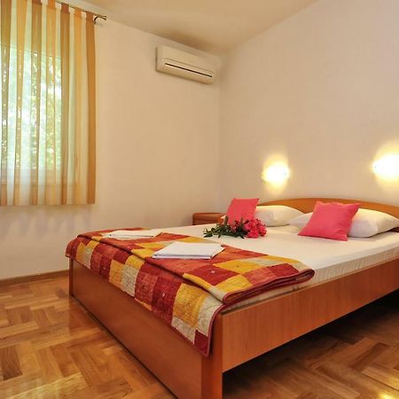 Villa Fontana 2 Sukošan Exteriör bild